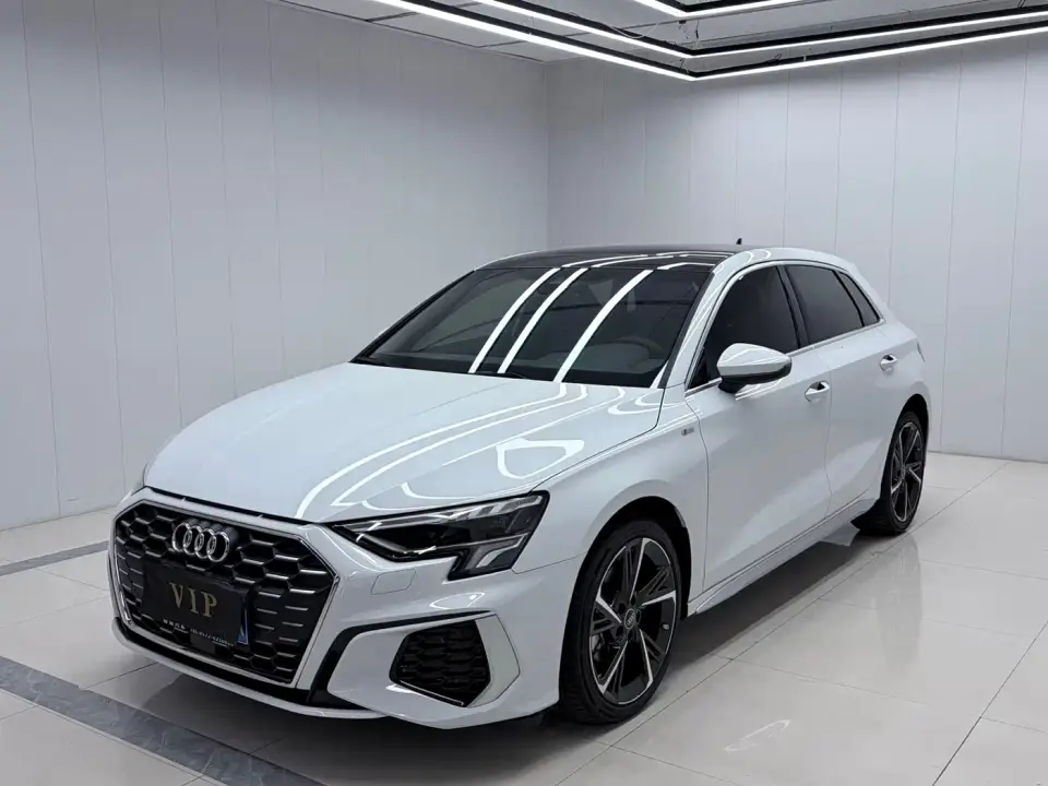 Audi A3 Facelift Sportback 35 TFSI Fashion Sport 2023