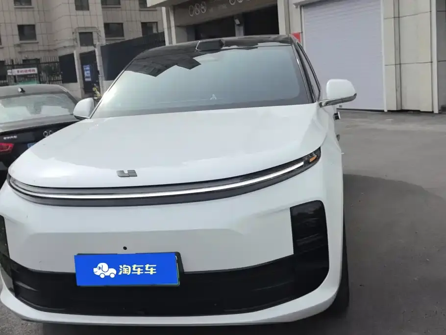 Li Auto L6 Pro 2024