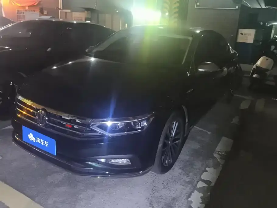 Volkswagen Magotan 330TSI DSG Luxury 2020