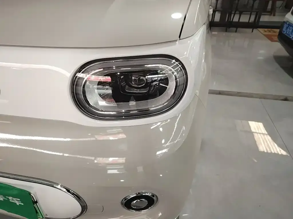 Wuling Motors Hongguang MINIEV 3rd Gen 215km Advanced 2024 — фото 24