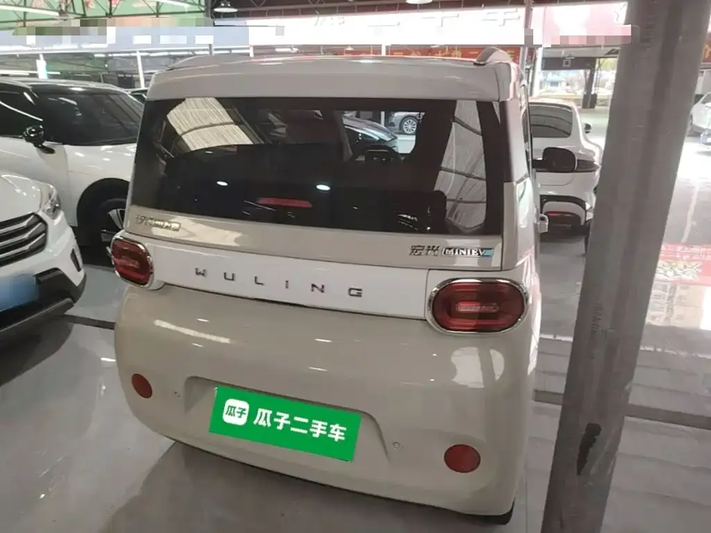 Wuling Motors Hongguang MINIEV 3rd Gen 215km Advanced 2024 — фото 7
