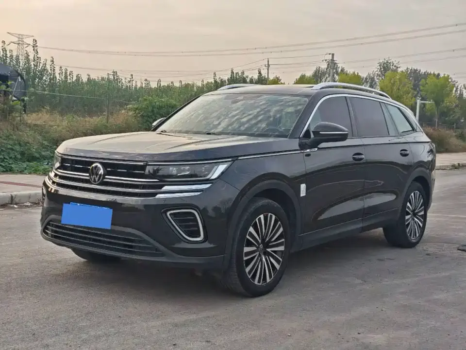 Volkswagen Talagon 330TSI Luxury Touring Edition 2023