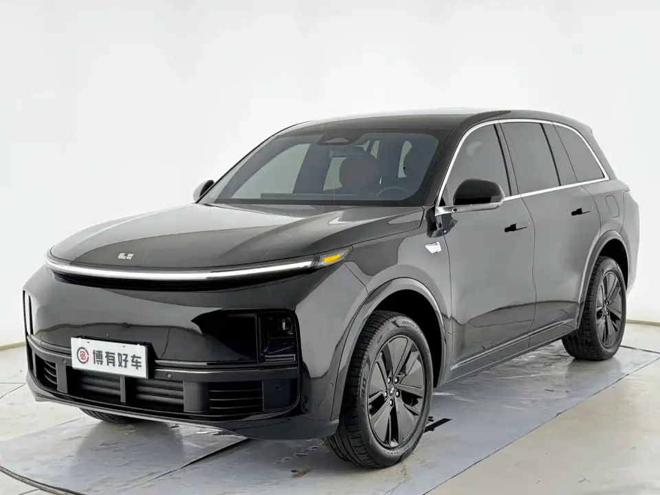 Li Auto Li L8 Pro 2025