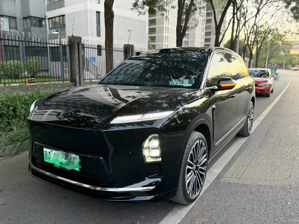 NIO ES8 Base Model 2026
