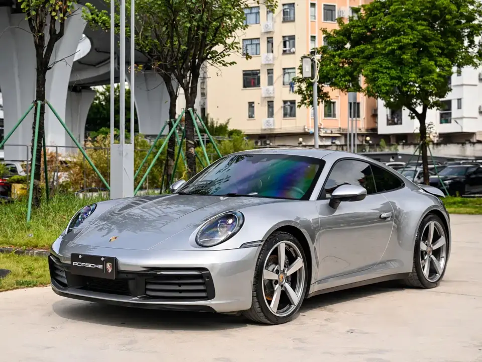 Porsche 911 Carrera 3.0T 2022