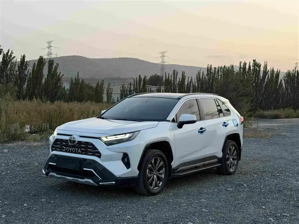 Toyota RAV4 Rongfang 2.0L CVT FWD Style Plus Edition 2025