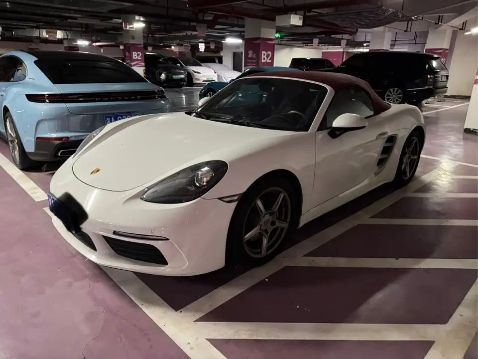 Porsche 718 Boxster Style Edition 2.0T 2024