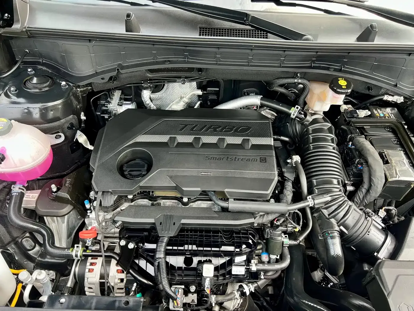 Hyundai Santa Fe 2.0T Connoisseur Pro Max 2024 — фото 39