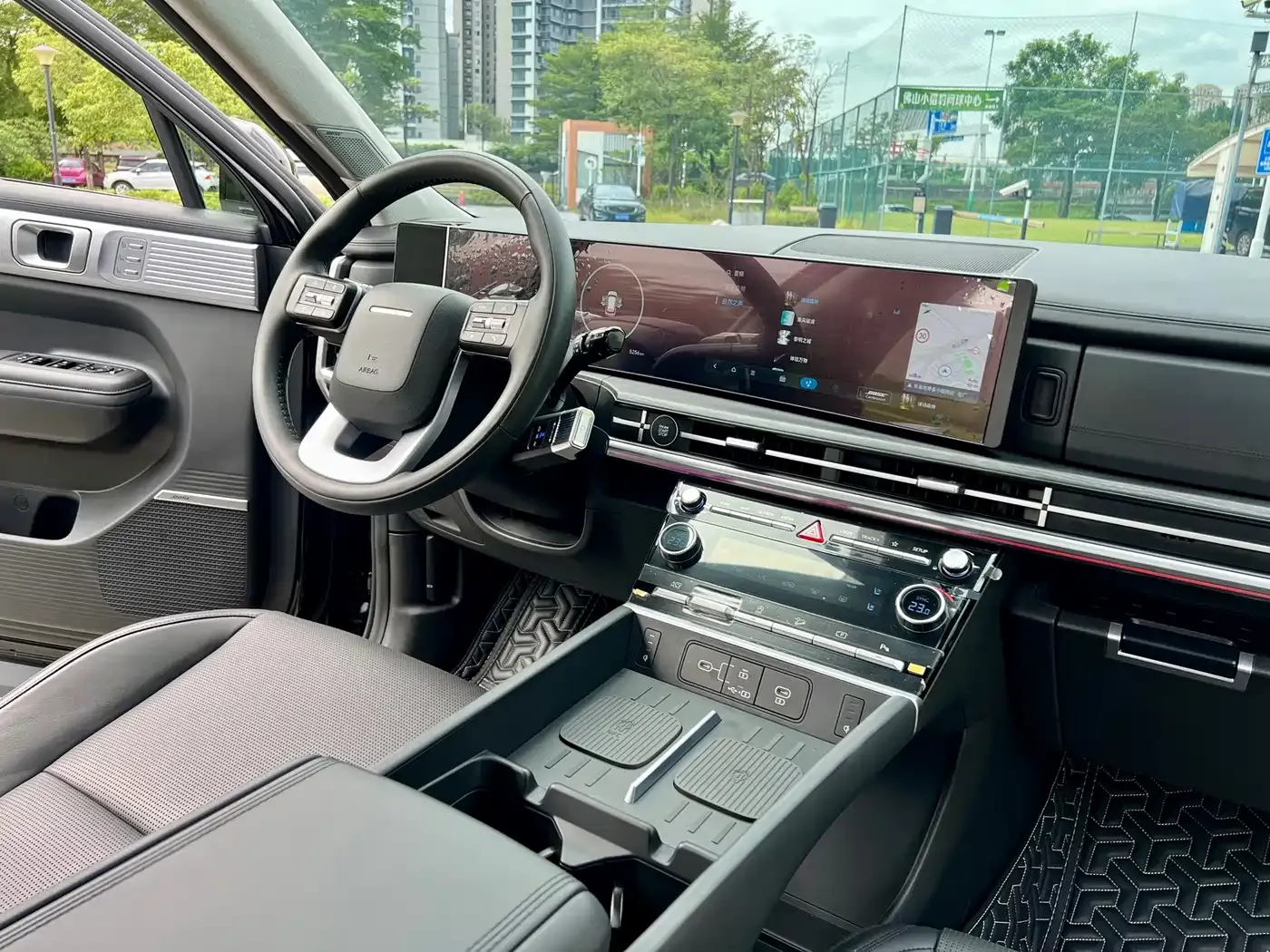Hyundai Santa Fe 2.0T Connoisseur Pro Max 2024 — фото 20