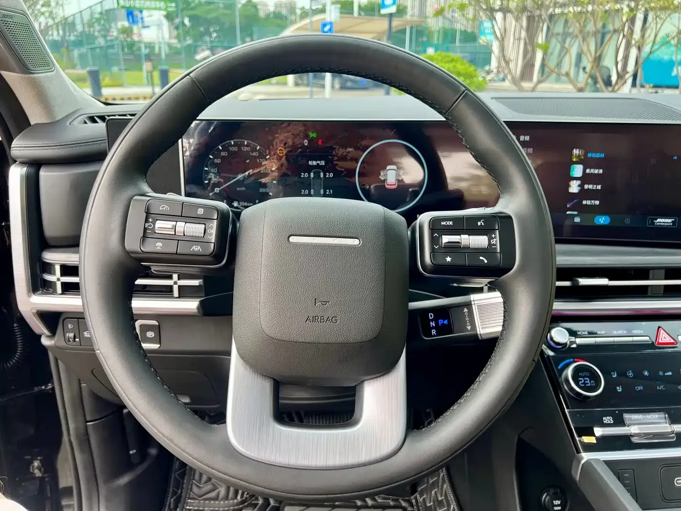 Hyundai Santa Fe 2.0T Connoisseur Pro Max 2024 — фото 22