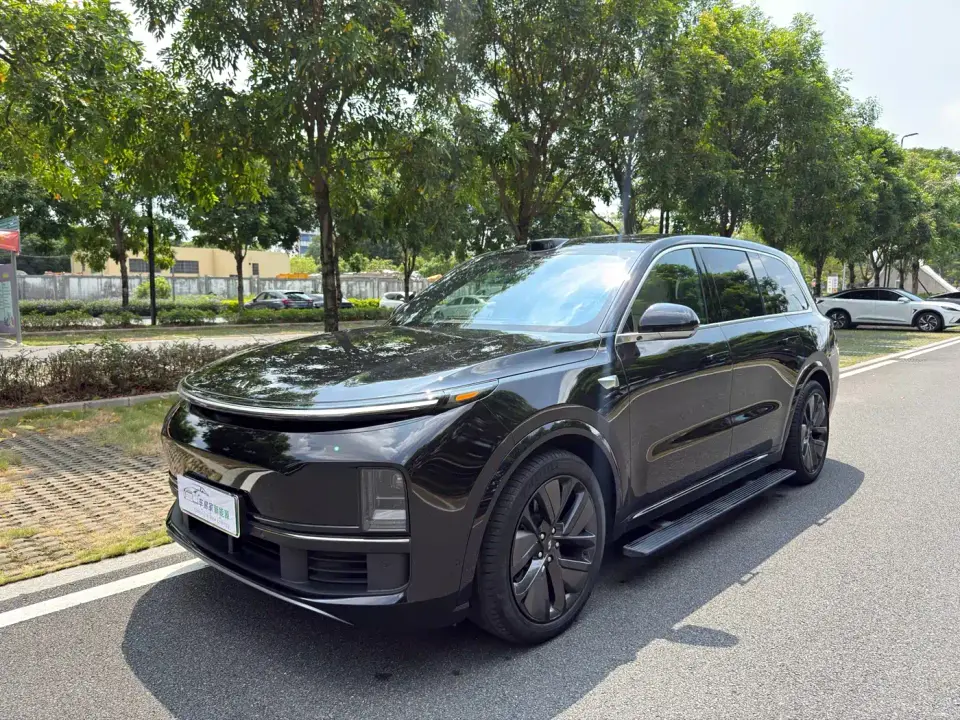 Li Auto Li Xiang L9 Model Ultra 2024
