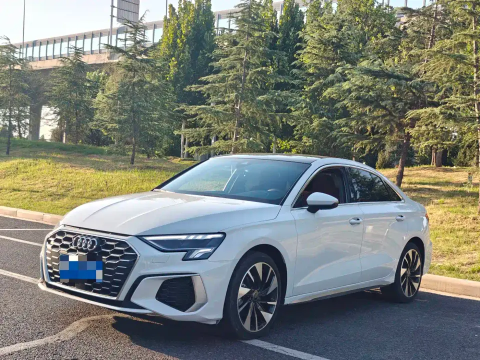Audi A3 Model A3L Limousine 35 TFSI Fashion Sport 2024