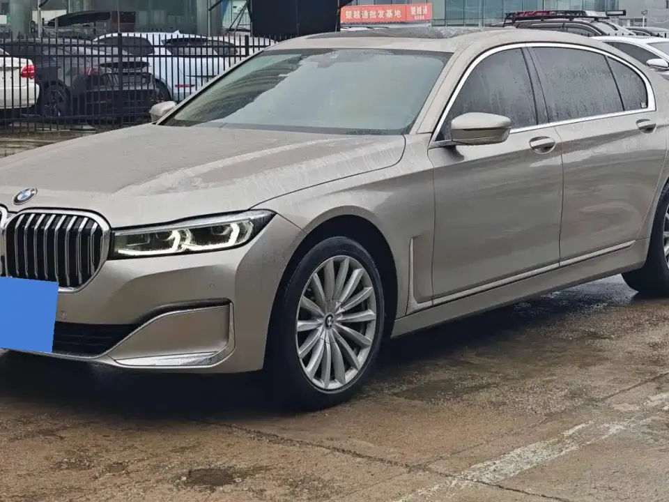 BMW 7 Series Facelift 730Li Luxury Package 2019