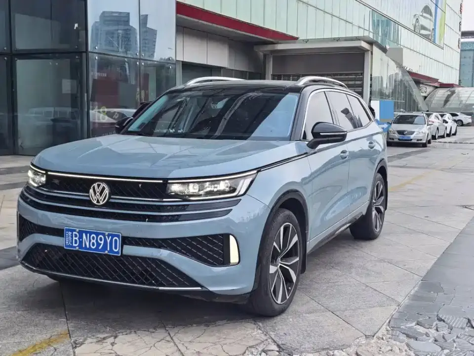 Volkswagen Talagon 380TSI 4WD R-Line Launch Edition 2023