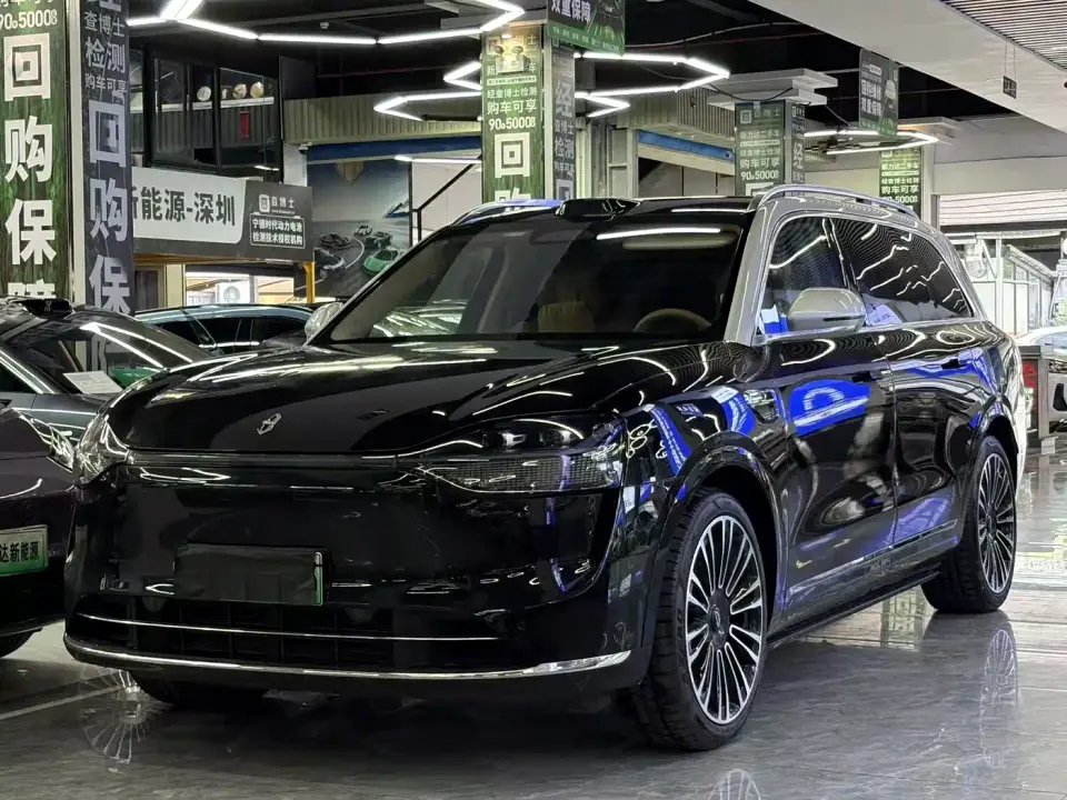 AITO Wenjie AITO M9 Extended Range Ultra 52kWh 6-Seater 2025