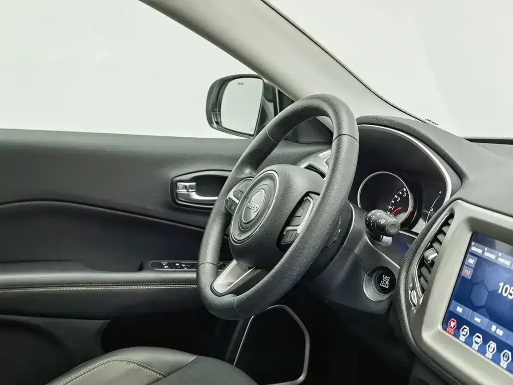 Jeep Compass 220T Automatic Joy Edition 2020 — фото 22