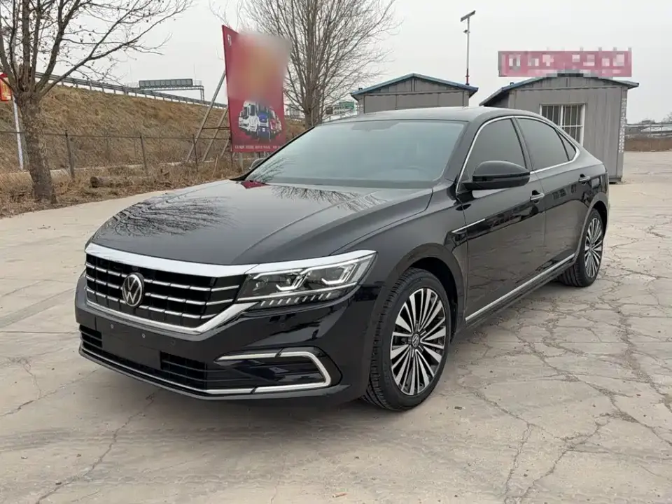 Volkswagen Passat Model 330TSI Luxury Edition 2021
