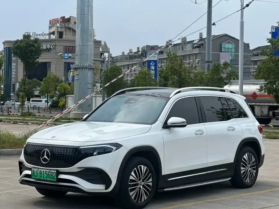 Mercedes-Benz EQB EQB 260 2026