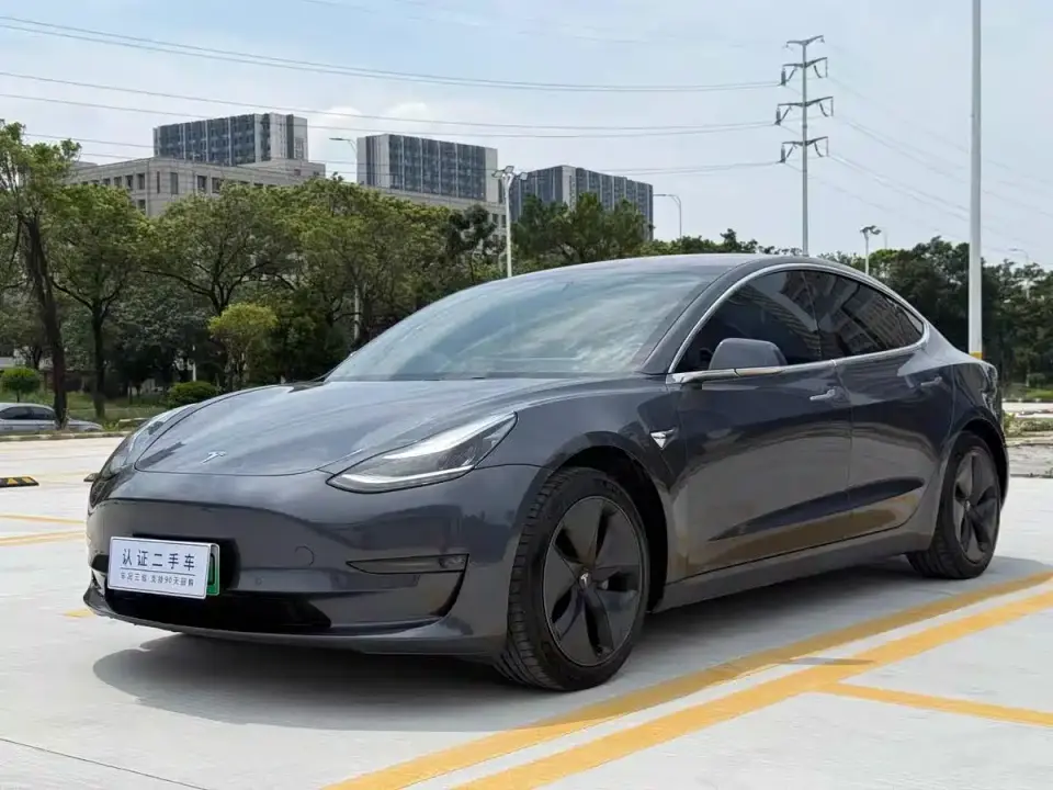Tesla Model 3 Standard Range Rear-Wheel Drive Upgrade 2020