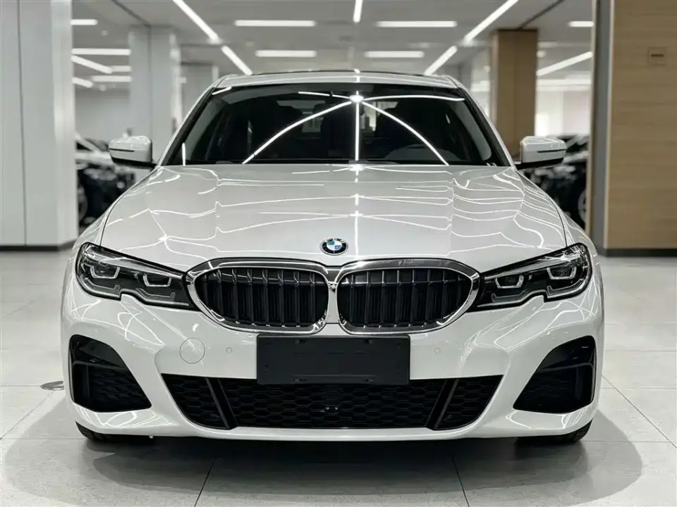 BMW 3 Series 325Li M Sport Package 2020