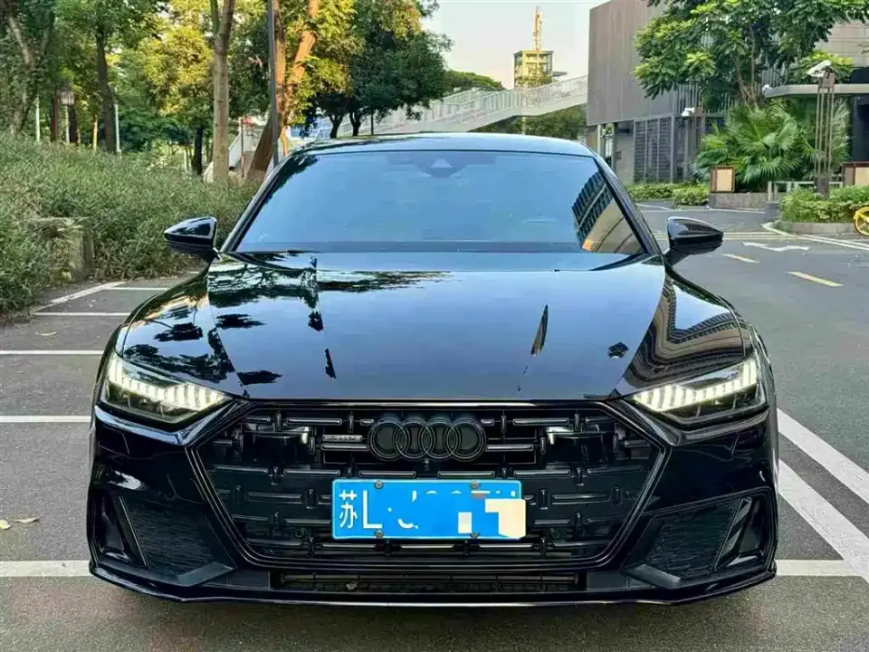 Audi A7L 55 TFSI quattro S-line Aspiration Edition Gloss Black Package 2022