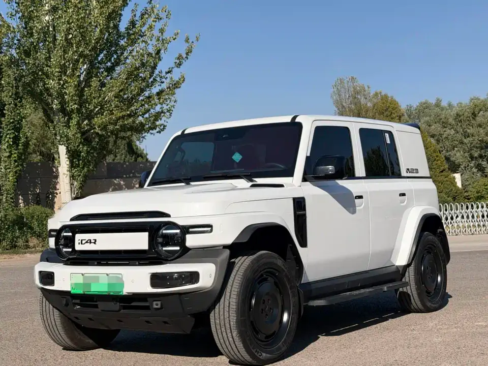 iCar V23 FWD Premium Model 2026
