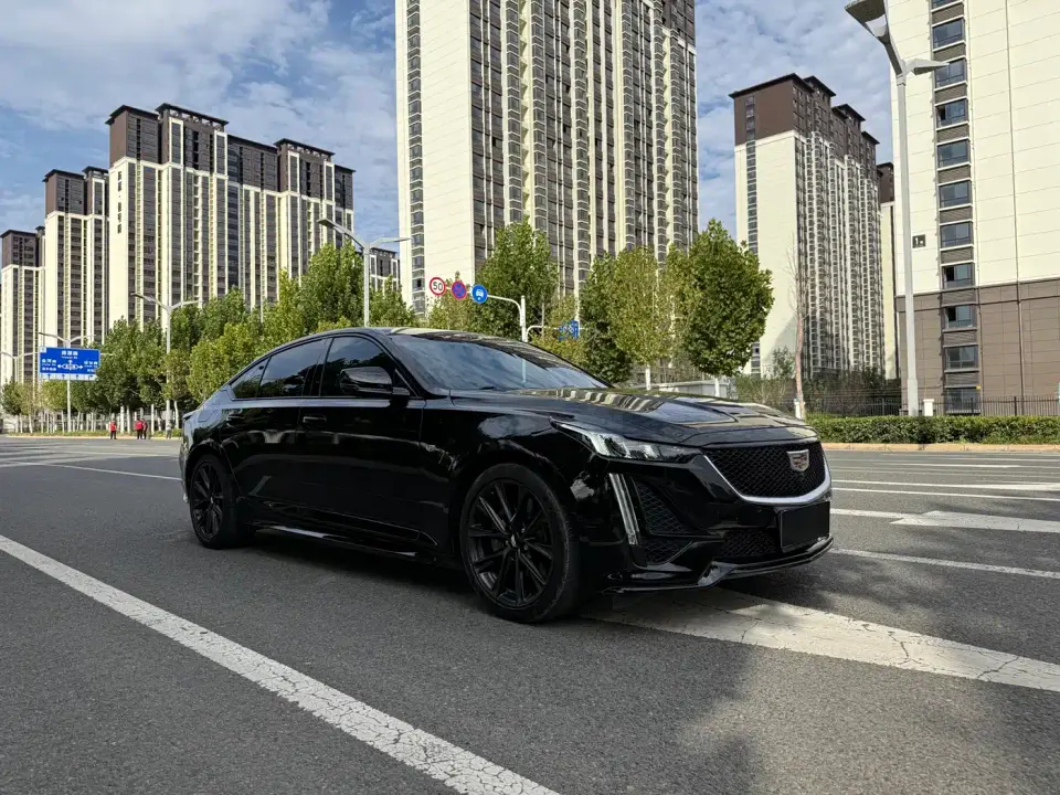 Cadillac CT5 28T Platinum Style 2023