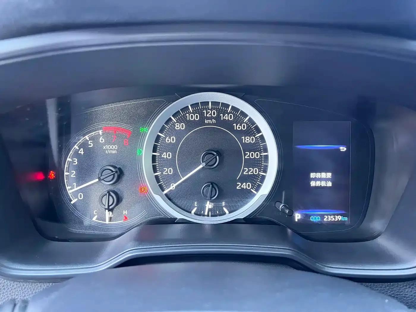 Toyota Corolla 1.2T S-CVT Elite PLUS Edition 2022 — фото 10