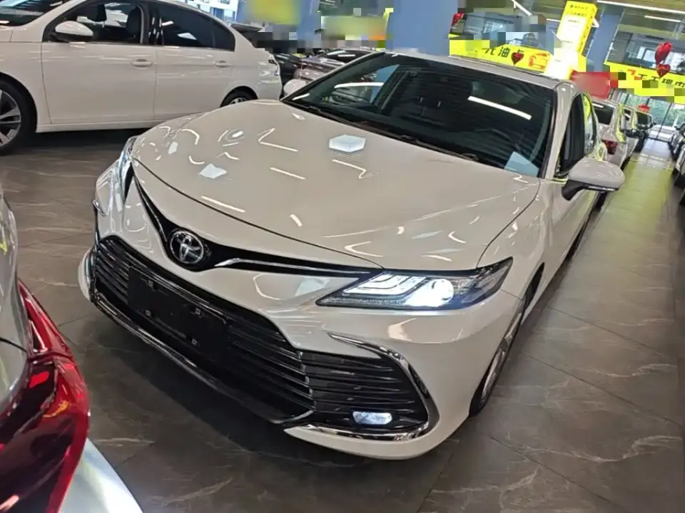 Toyota Camry 2.0G Luxury Edition 2022