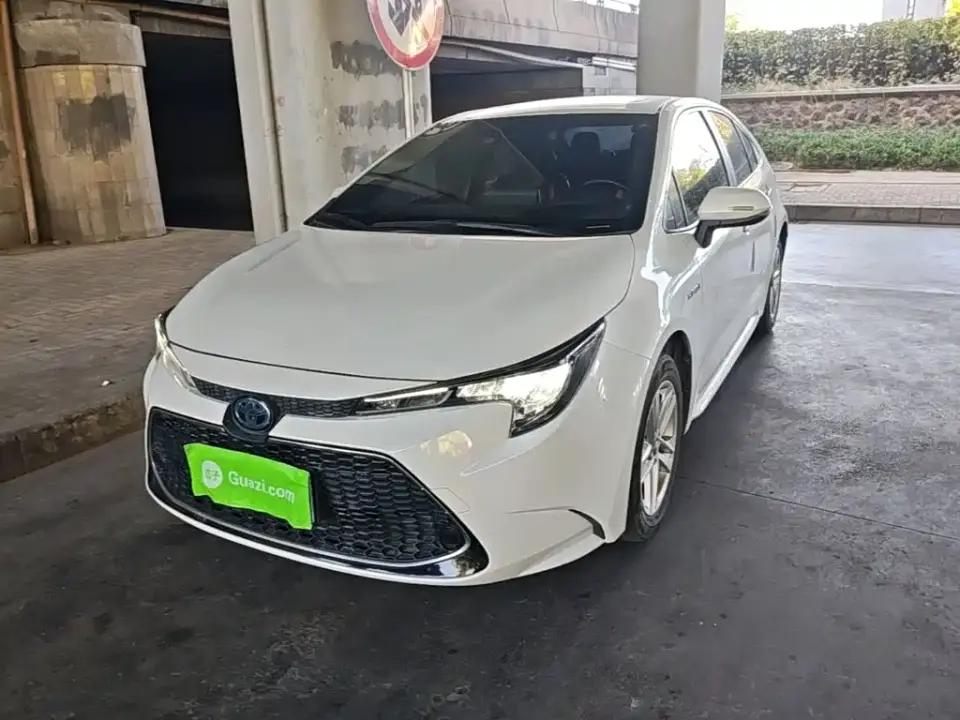 Toyota Levin Dual Engine 1.8H E-CVT Luxury Edition 2022