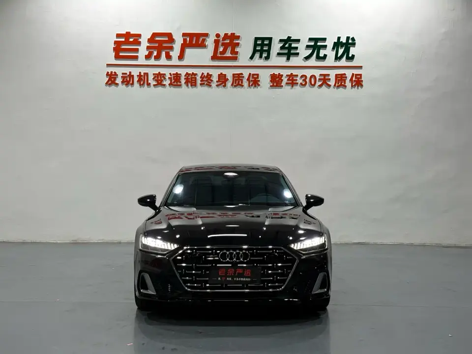 Audi A7L 45 TFSI quattro Premium Luxury 2025