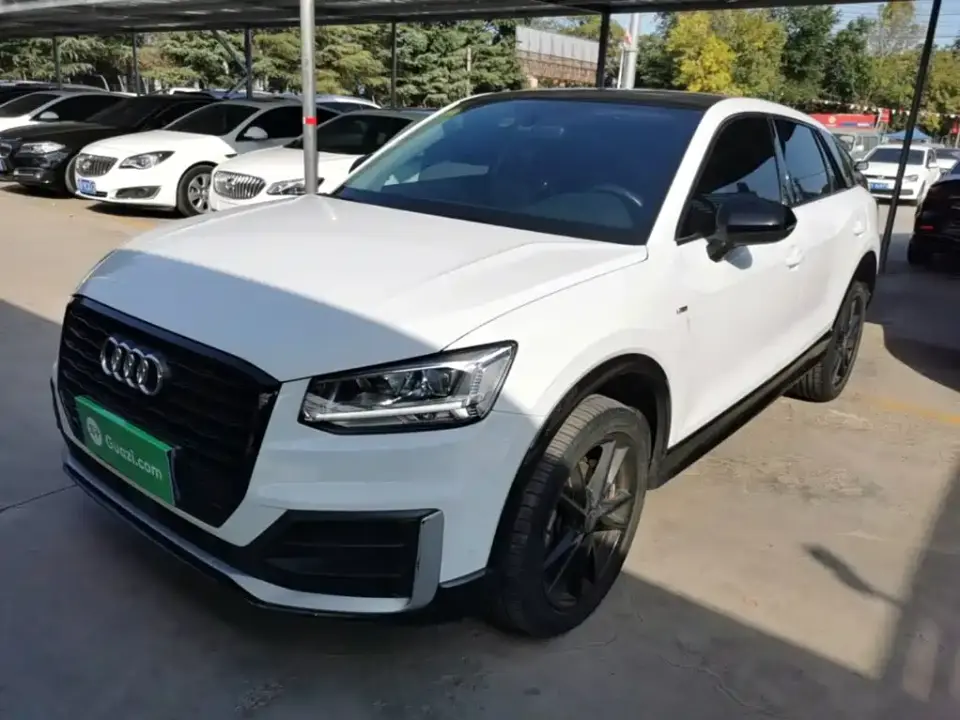 Audi Q2L Model 35 TFSI Fashion Dynamic 2021
