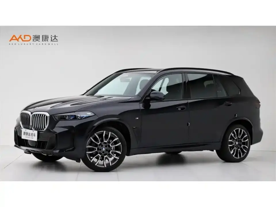 BMW X5 xDrive 40Li M Sport Black Night Package 2024