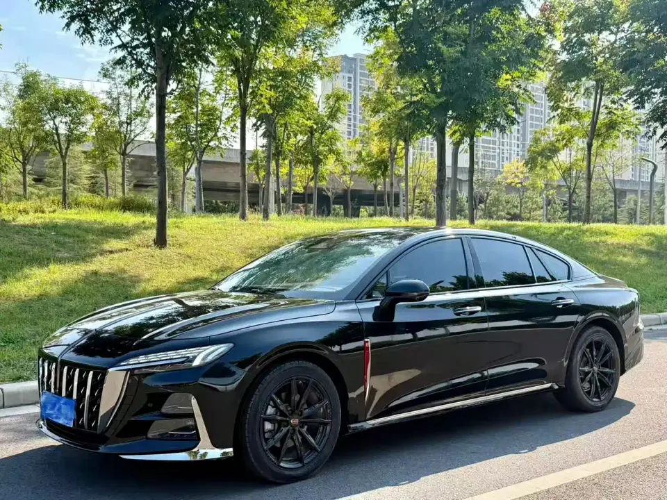 Hongqi H6 Model 2.0T Fashion Edition 2024