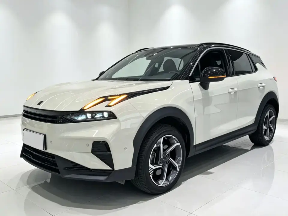 Lynk & Co 06 Relive 1.5T Ultra 2025