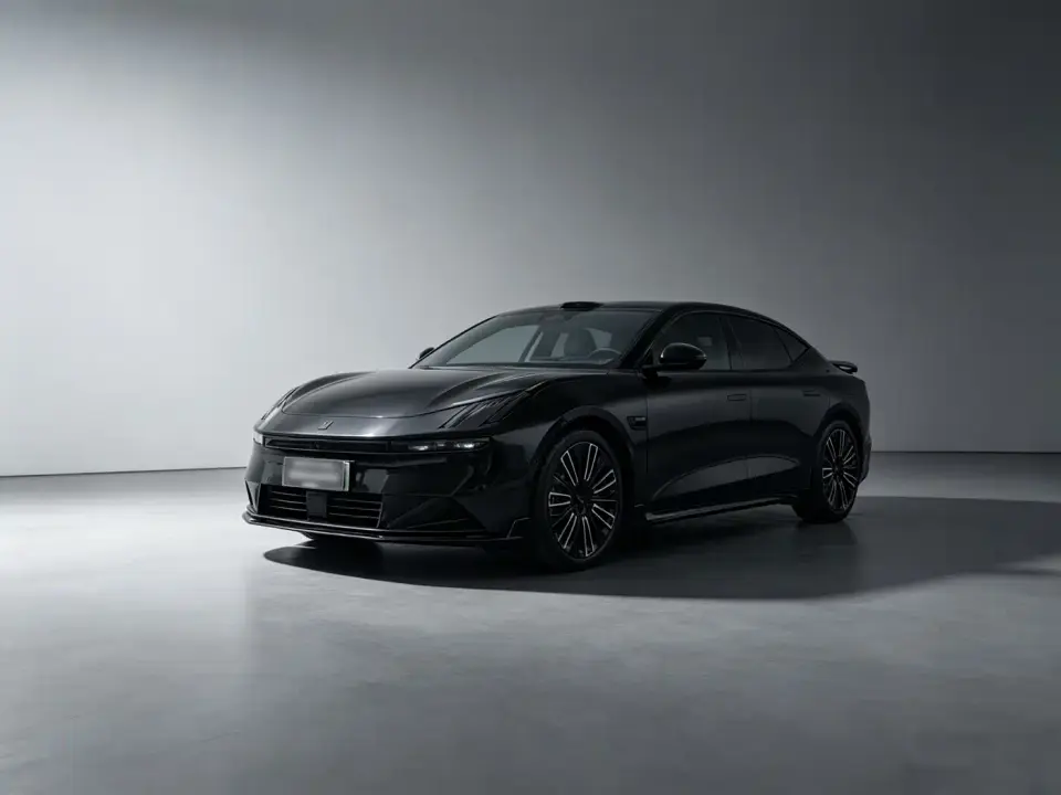 Lynk & Co 10 EM-P Facelift 240 AWD Ultra Sport Edition 2025