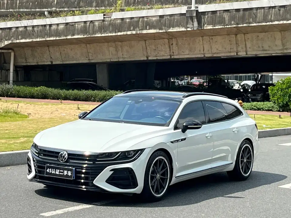 Volkswagen FAW-Volkswagen CC Shooting Brake 380TSI Hunter's Heart Edition 2023