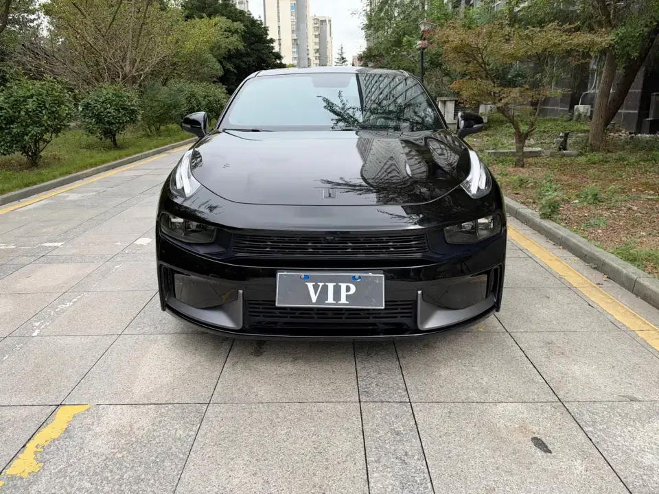 Lynk & Co 03 2.0TD Auto Jin Plus 2021