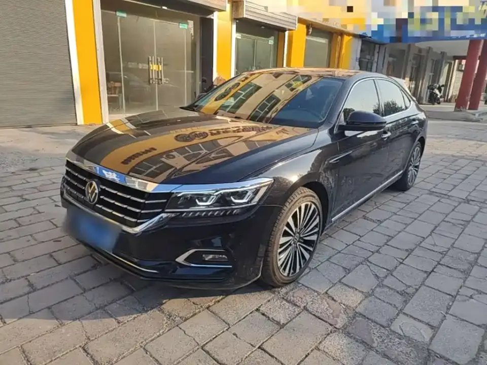 Volkswagen Passat Facelift 330TSI Luxury China VI 2021