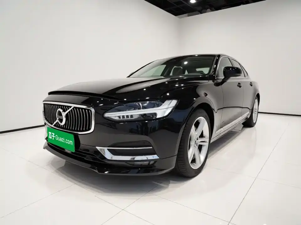 Volvo S90 T5 Momentum 2019