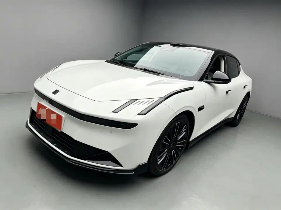 Lynk & Co 10 EM-P 240 AWD Ultra Sport Edition 2025