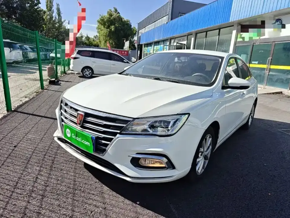 Roewe i5 1.5L Manual 4G Connected Premium Edition 2021