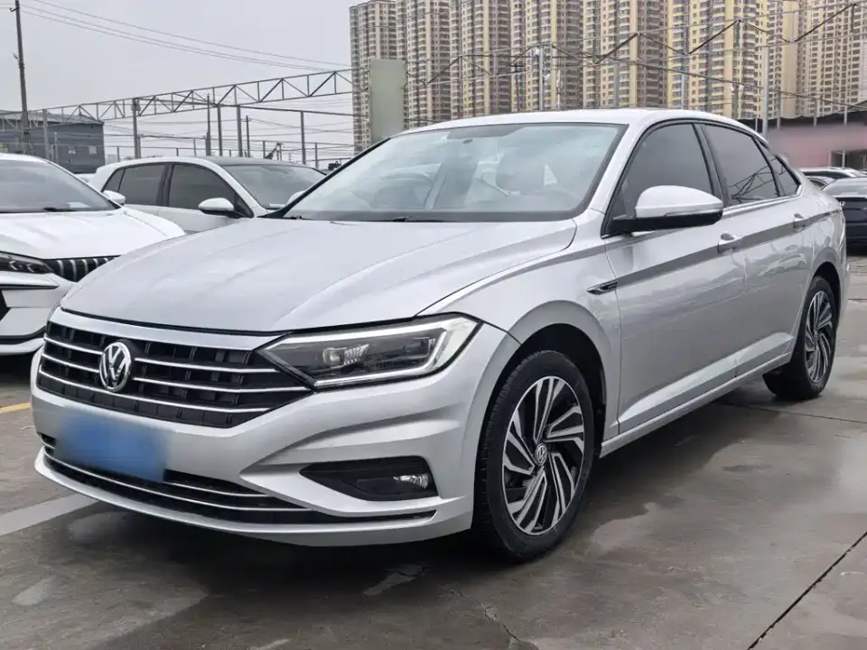 Volkswagen Sagitar 280TSI DSG Surpassing Edition 2021