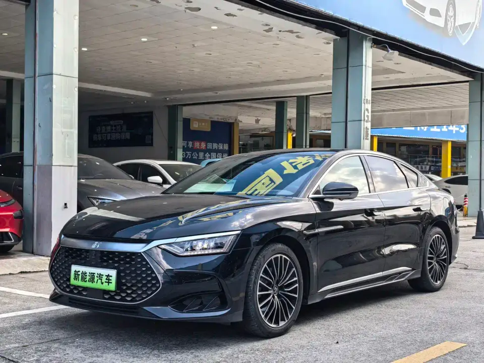 BYD Han Model DM-i Glory Edition 121KM Premium Type 2024