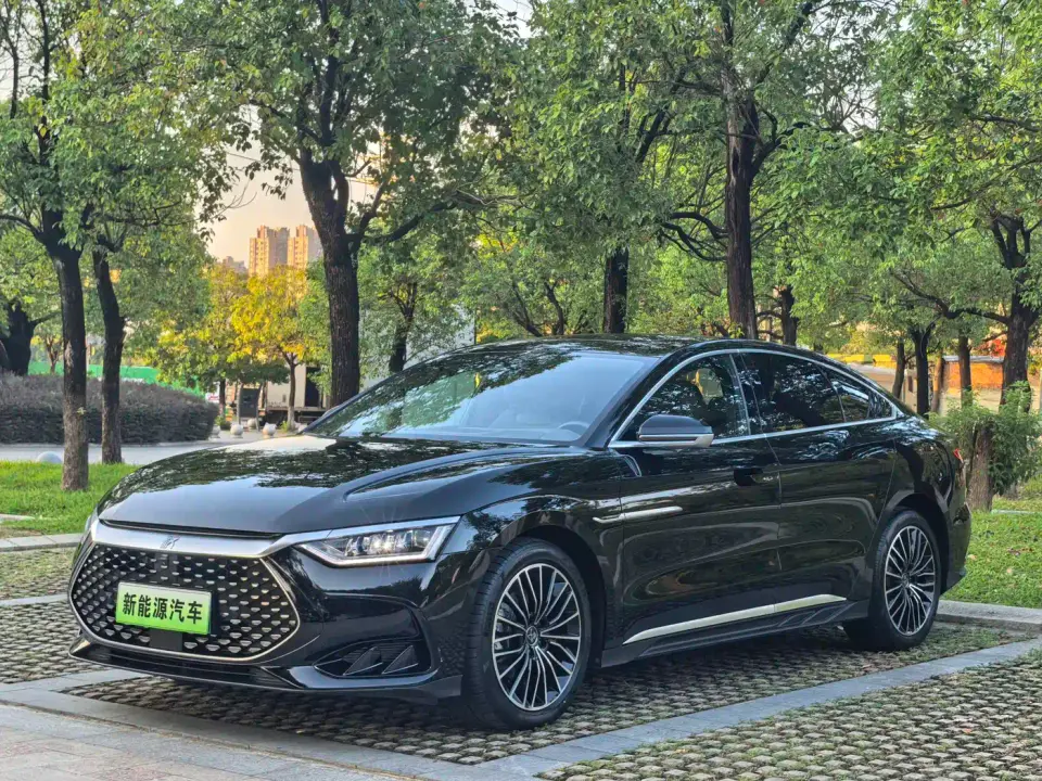 BYD Han Model DM-i Glory Edition 121KM Premium Type 2024