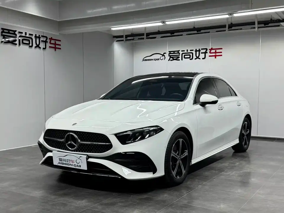 Mercedes-Benz A-Class A 200 L Fashion Edition 2025