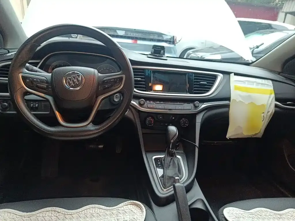 Buick Excelle Facelift 1.3T Auto Mild Hybrid Elite 2021 — фото 10
