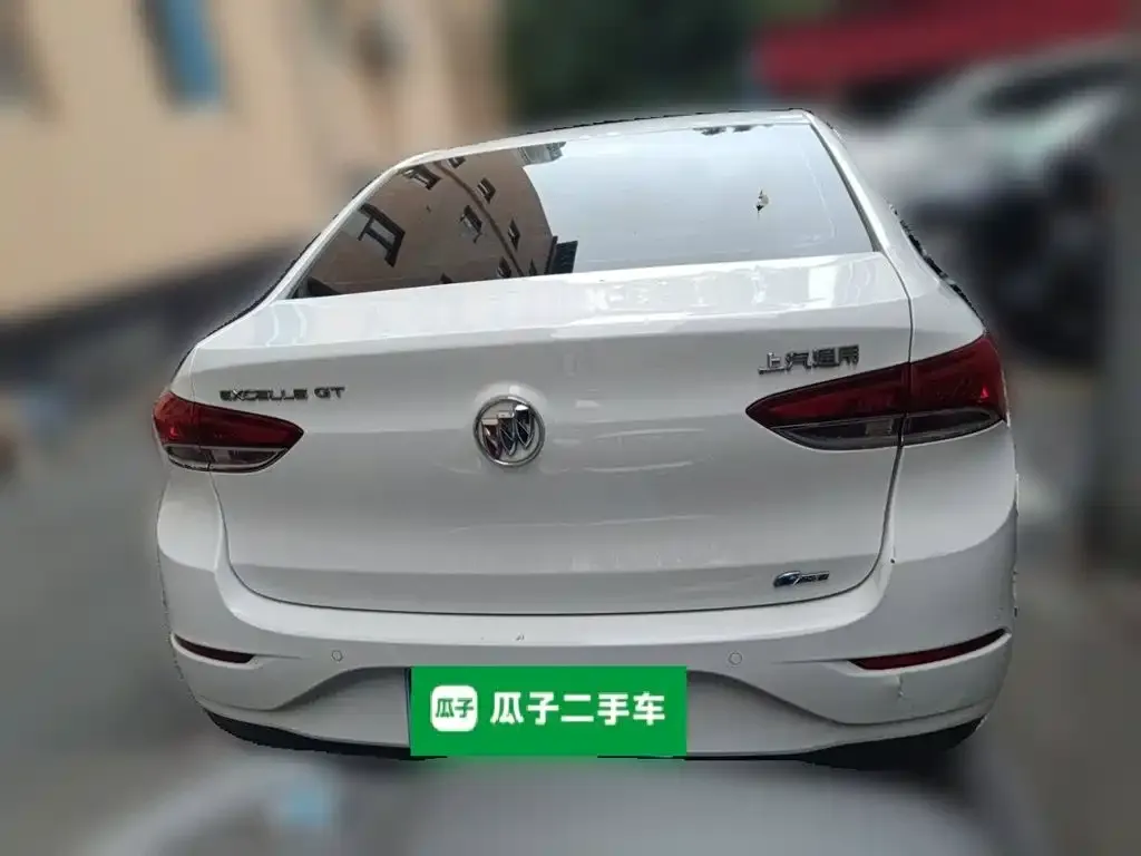 Buick Excelle Facelift 1.3T Auto Mild Hybrid Elite 2021 — фото 5