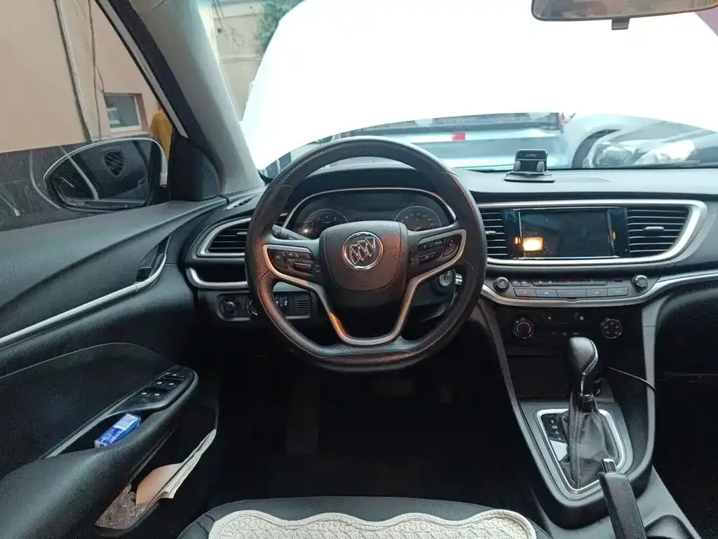 Buick Excelle Facelift 1.3T Auto Mild Hybrid Elite 2021 — фото 11