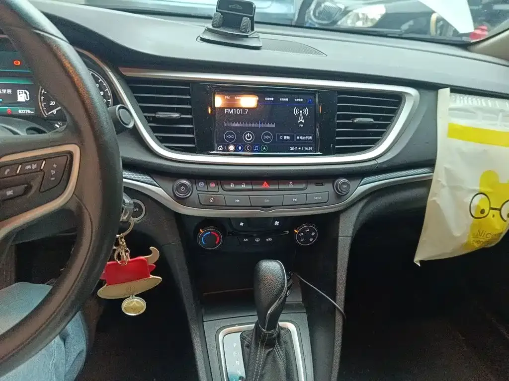 Buick Excelle Facelift 1.3T Auto Mild Hybrid Elite 2021 — фото 14